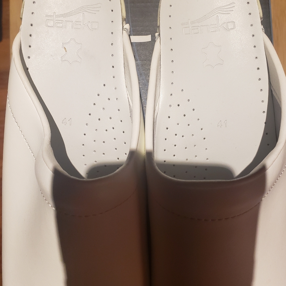 Womens clogs